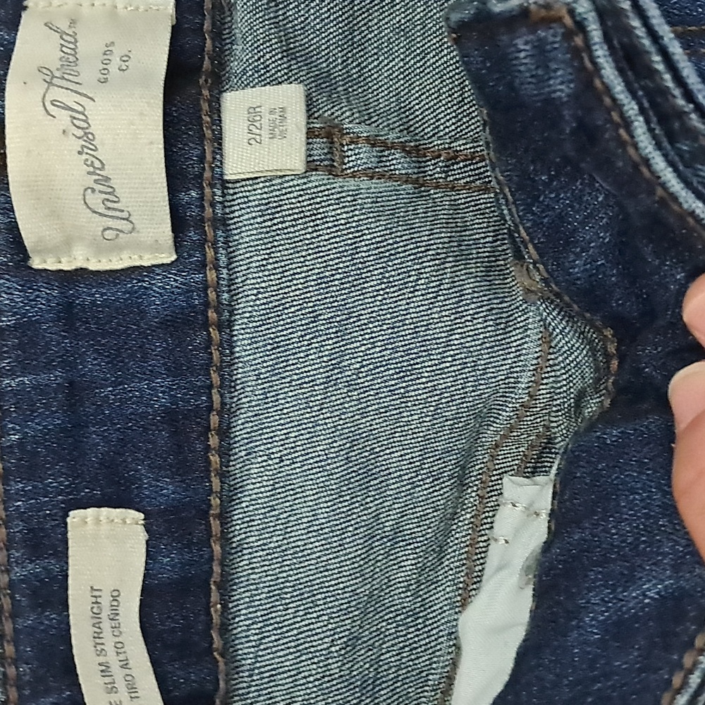 Universal Thread Jeans - Picture 5 of 9
